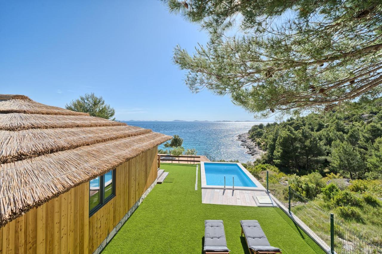 Kamp Lunga + Hotell Jezera Exteriör bild