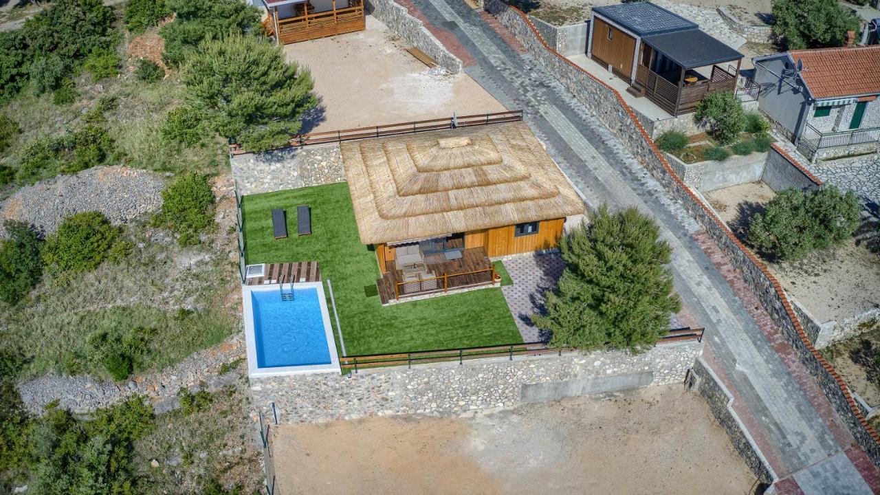 Kamp Lunga + Hotell Jezera Exteriör bild