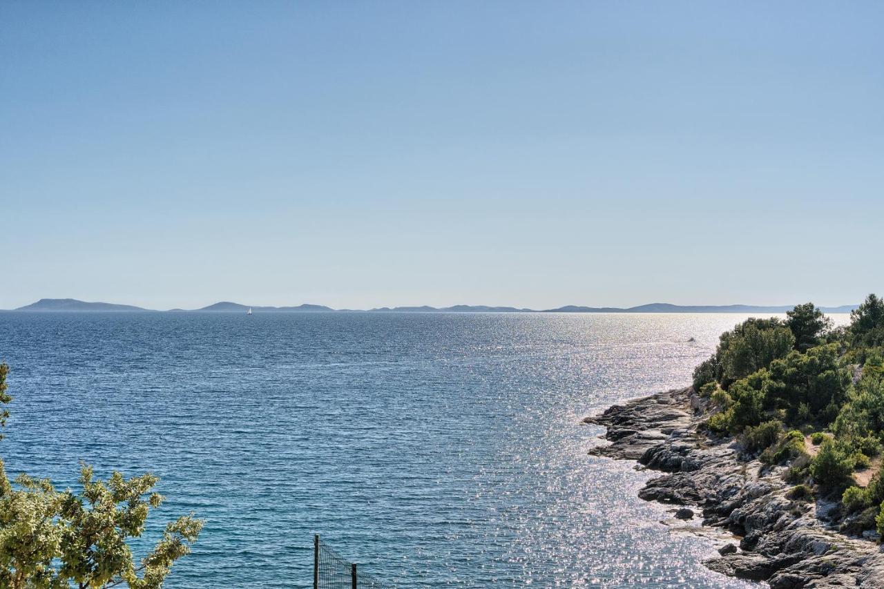 Kamp Lunga + Hotell Jezera Exteriör bild